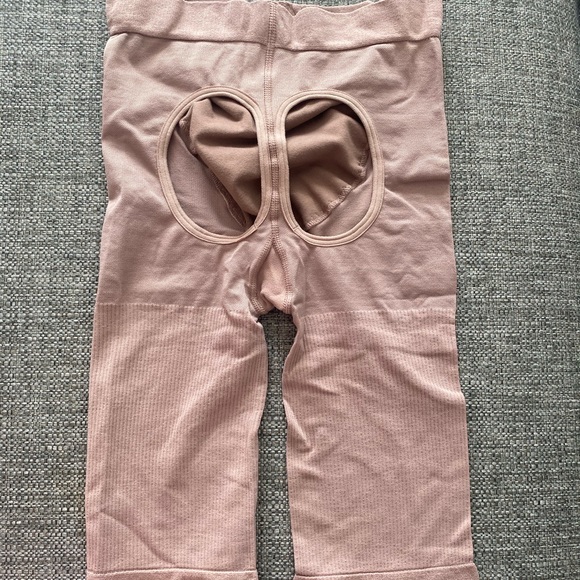 NWT FAJA Booty Shapewear - Picture 4 of 4